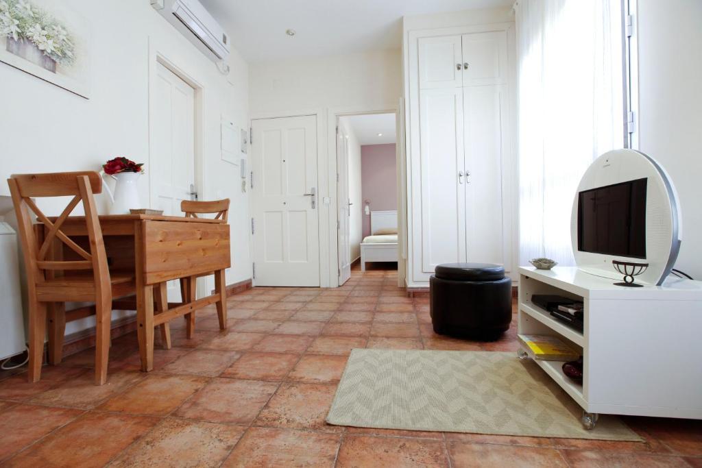 Apartamento Tirso De Molina Madri Quarto foto