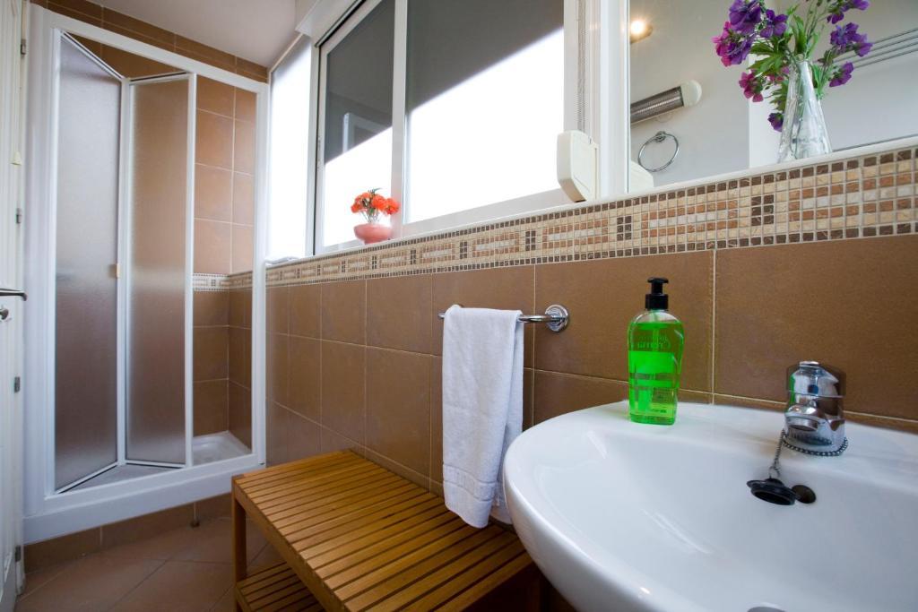 Apartamento Tirso De Molina Madri Quarto foto