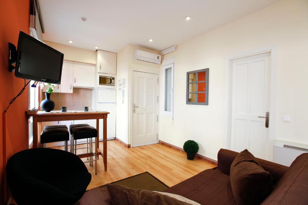 Apartamento Tirso De Molina Madri Exterior foto