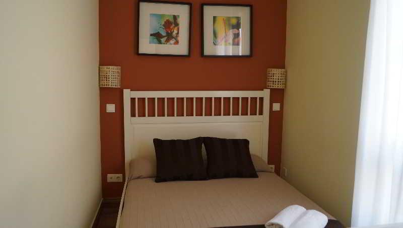 Apartamento Tirso De Molina Madri Exterior foto