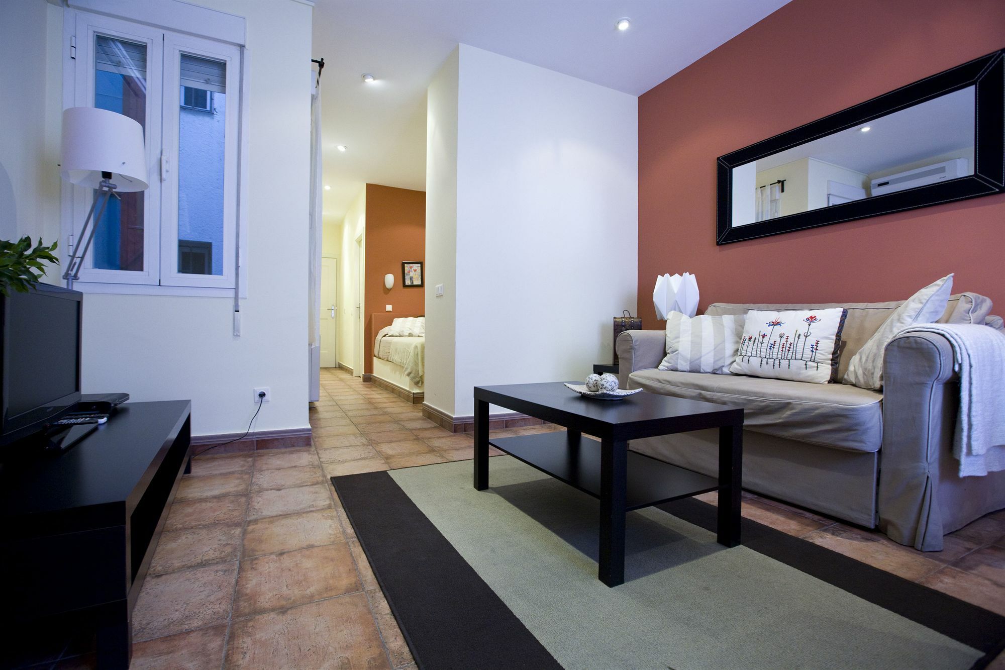 Apartamento Tirso De Molina Madri Exterior foto